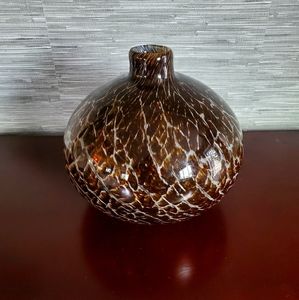 Decorative vases